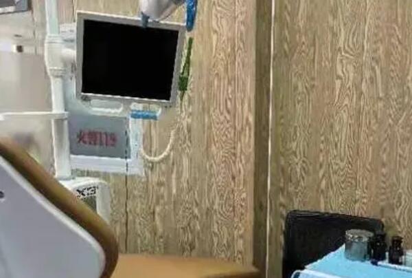 秦皇岛龅牙矫正医院